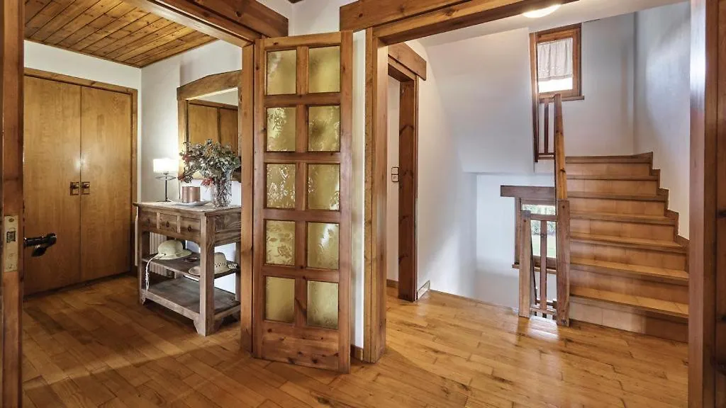 Idilico Chalet En Bellver De Cerdanya 0*,